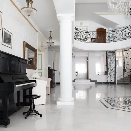 Hotel Jardin 4*