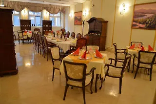 Jardin Hotel 4*